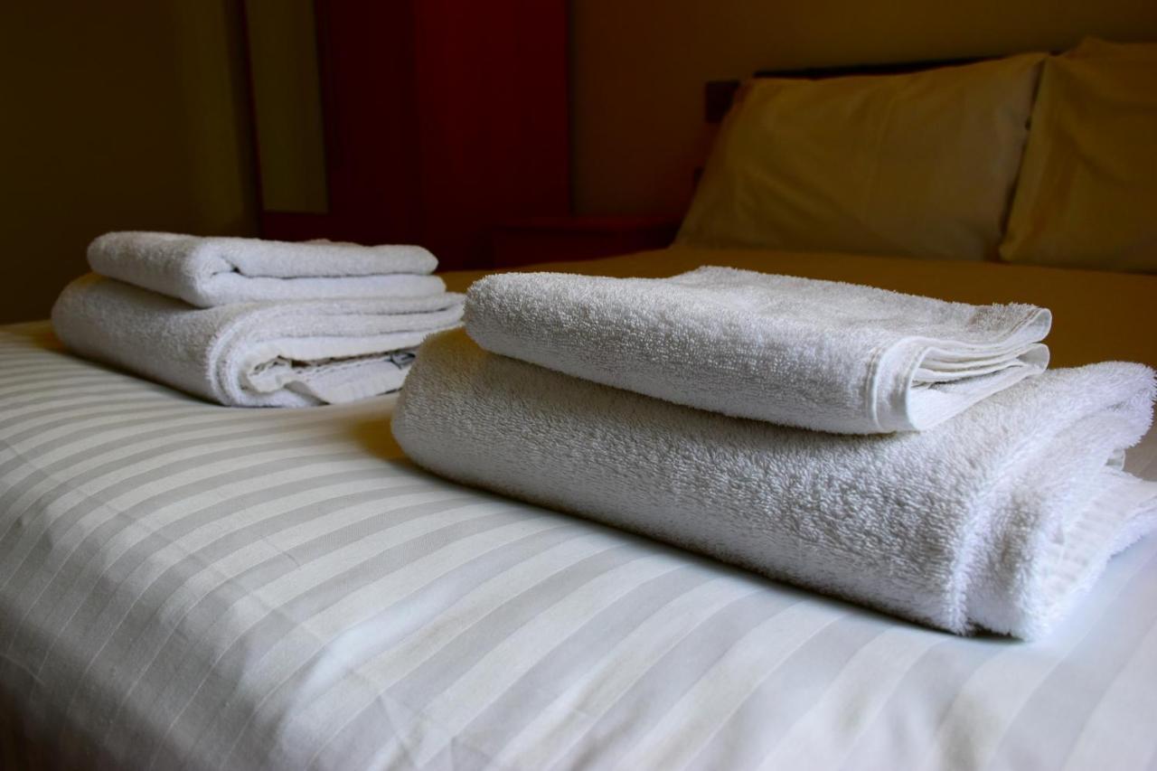 North Devon Resort อิลฟราคูมบ์ ภายนอก รูปภาพ